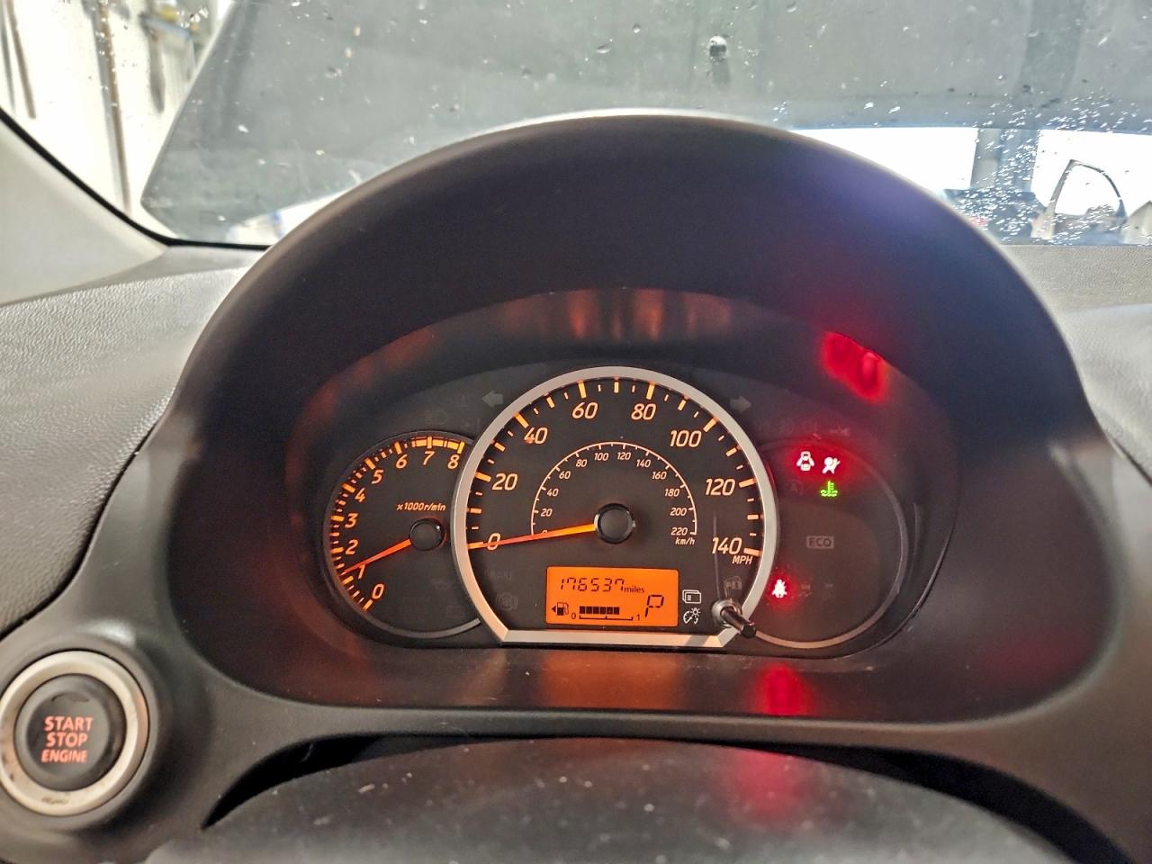 Mitsubishi Mirage Es