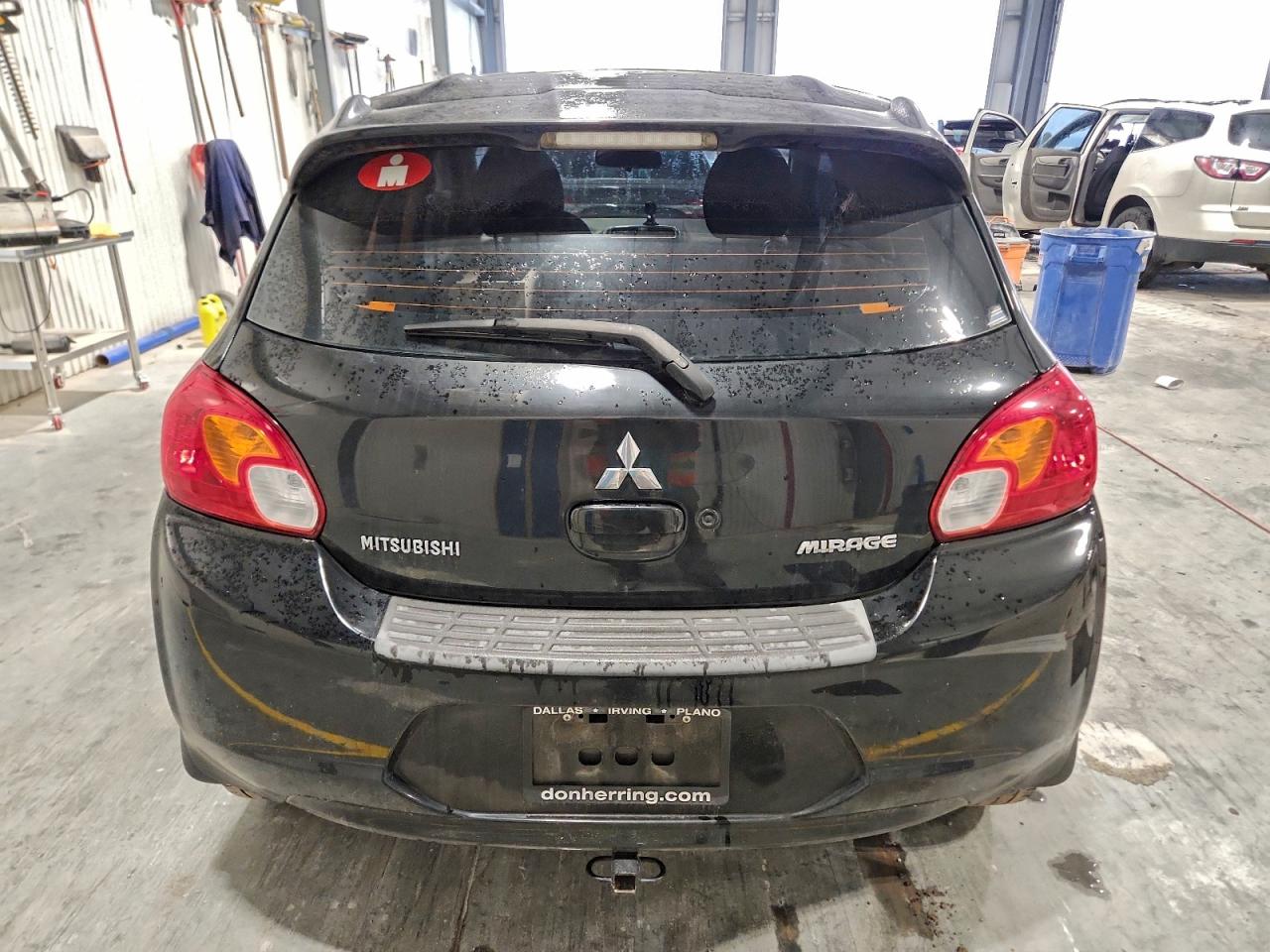 Mitsubishi Mirage Es
