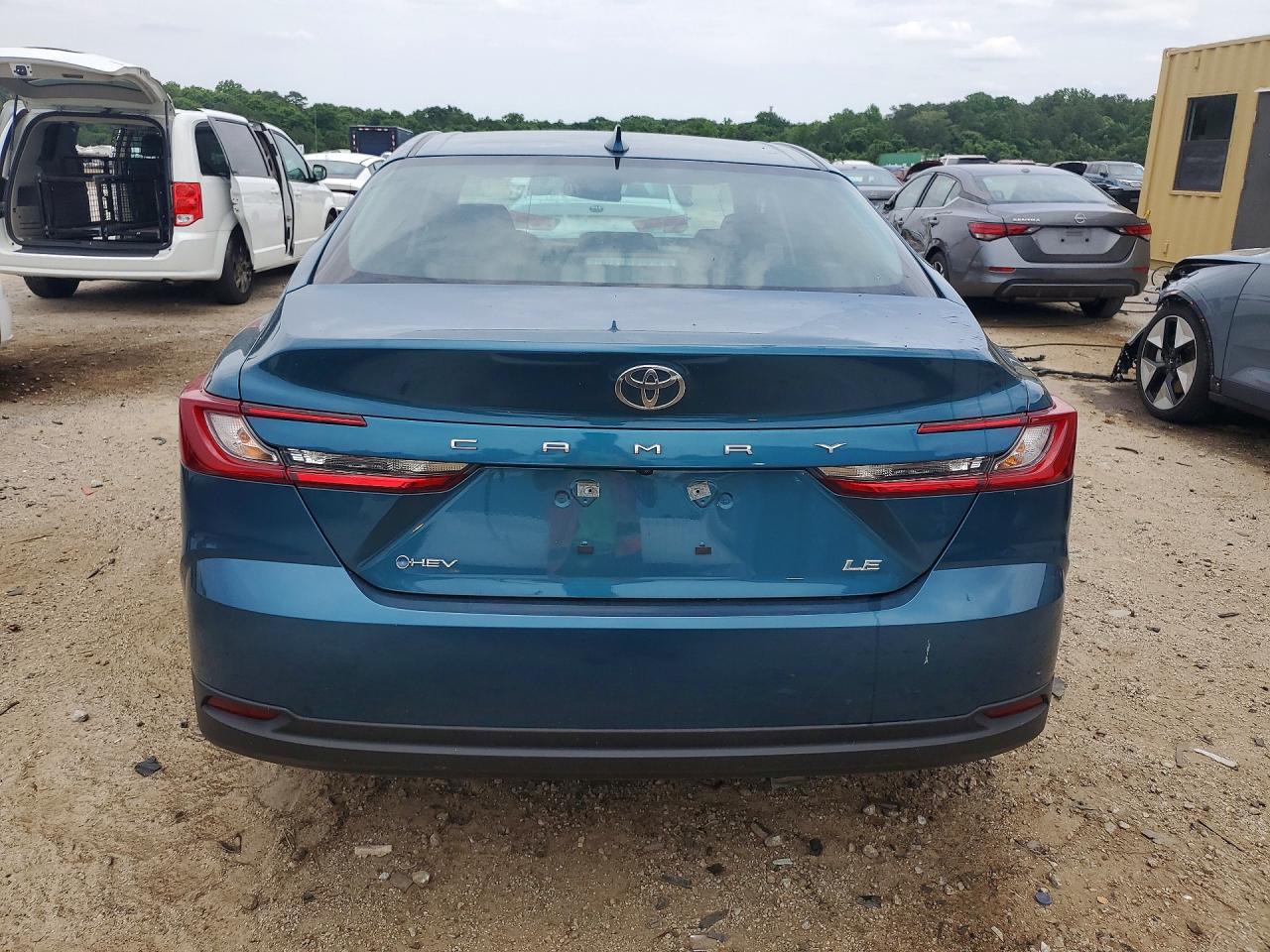 Toyota Camry Le