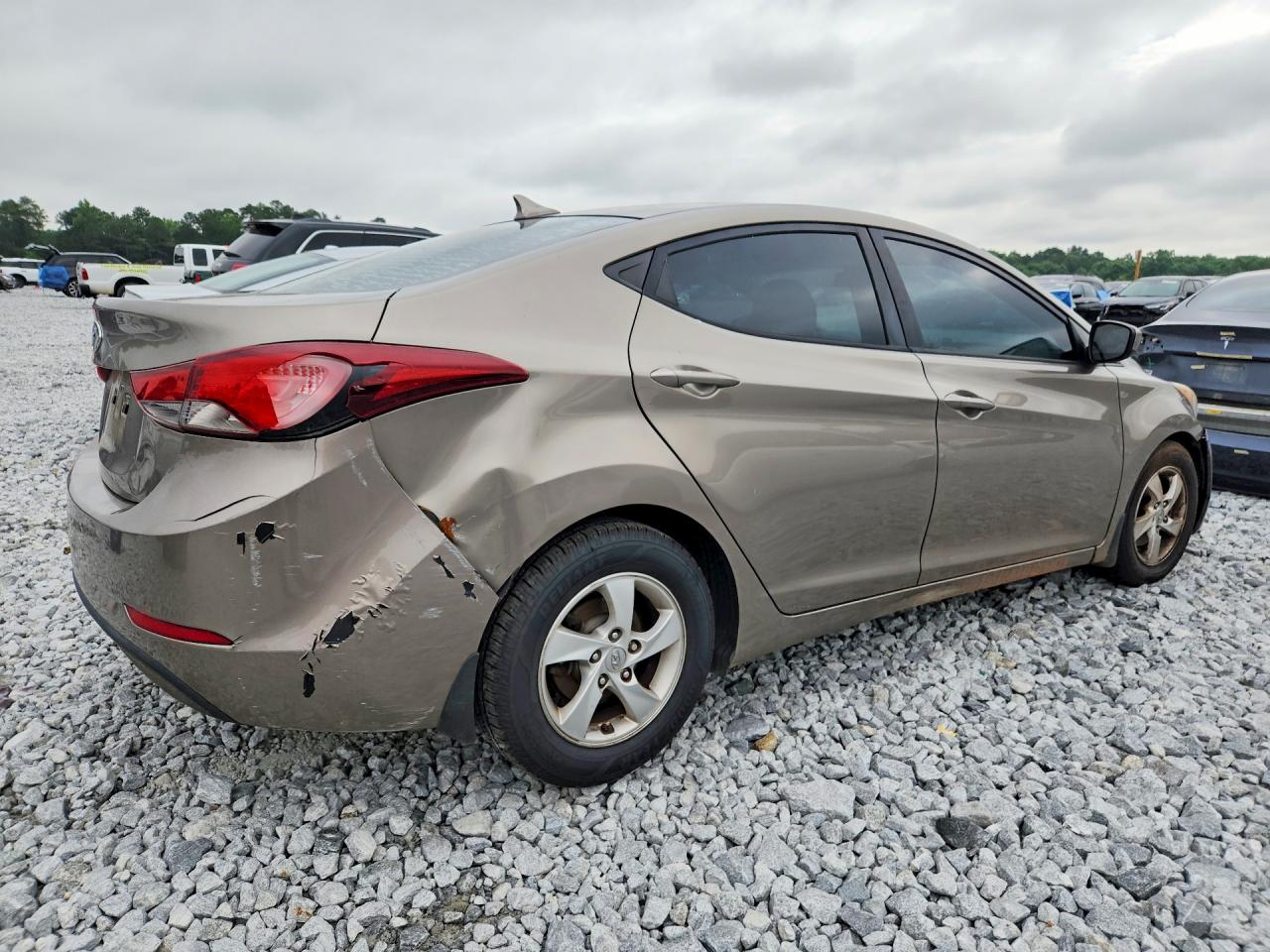 Hyundai ELANTRA Se