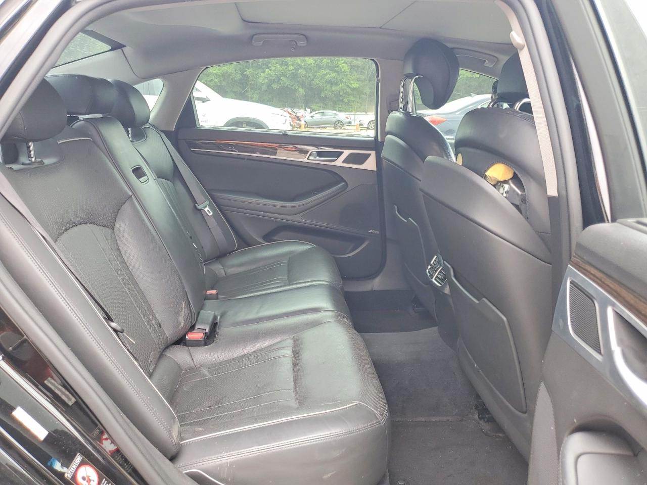 Hyundai Genesis 3.8l