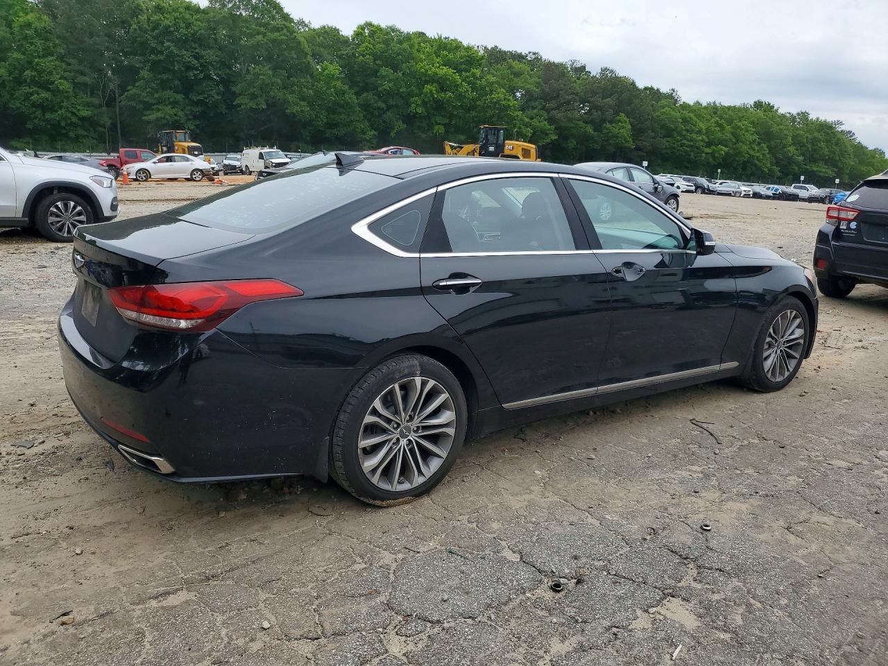Hyundai Genesis 3.8l