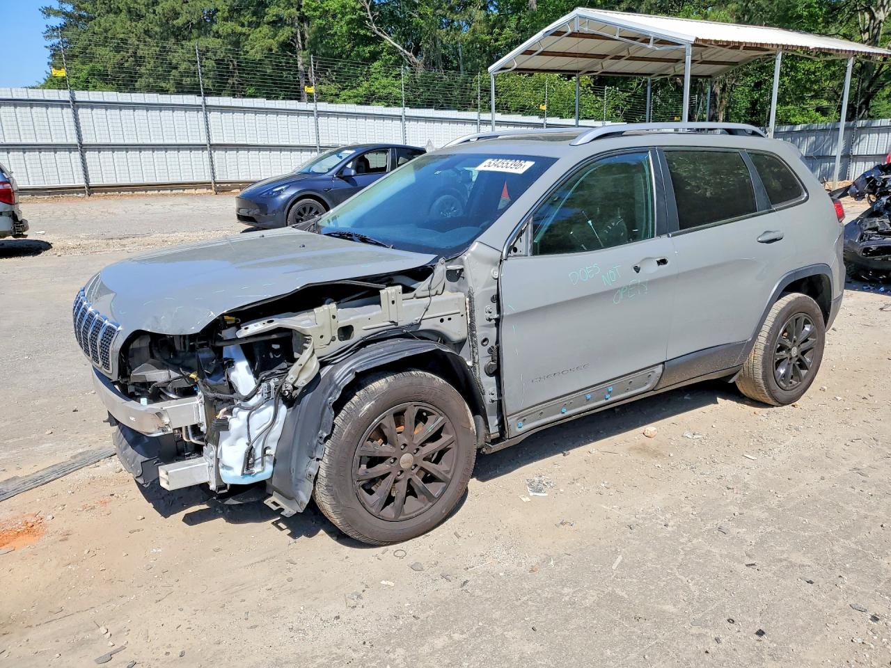 Salvage Jeep Cherokee Image