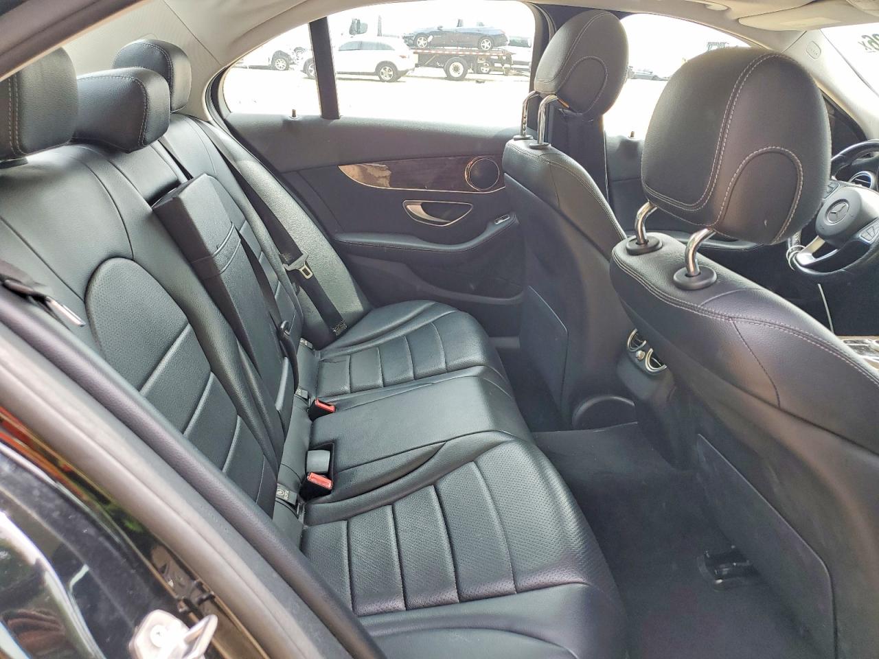 Mercedes-Benz C-Class 300 4matic