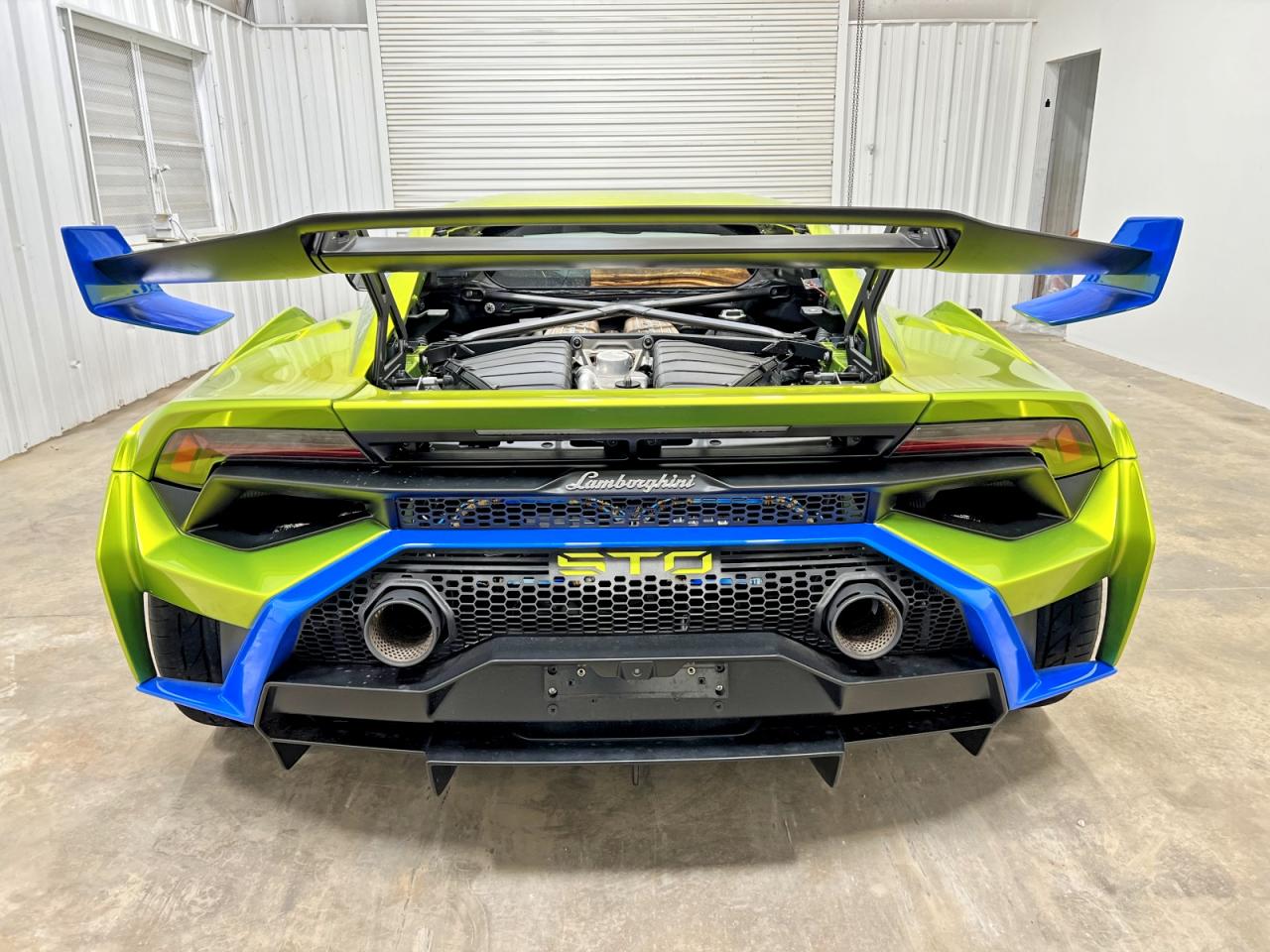 Lamborghini Huracan Sto