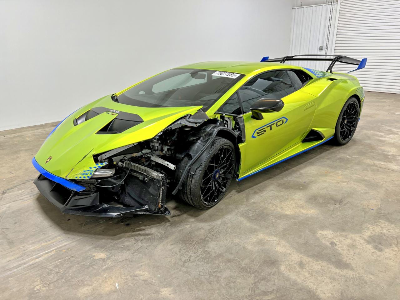Salvage Lamborghini Huracan Image
