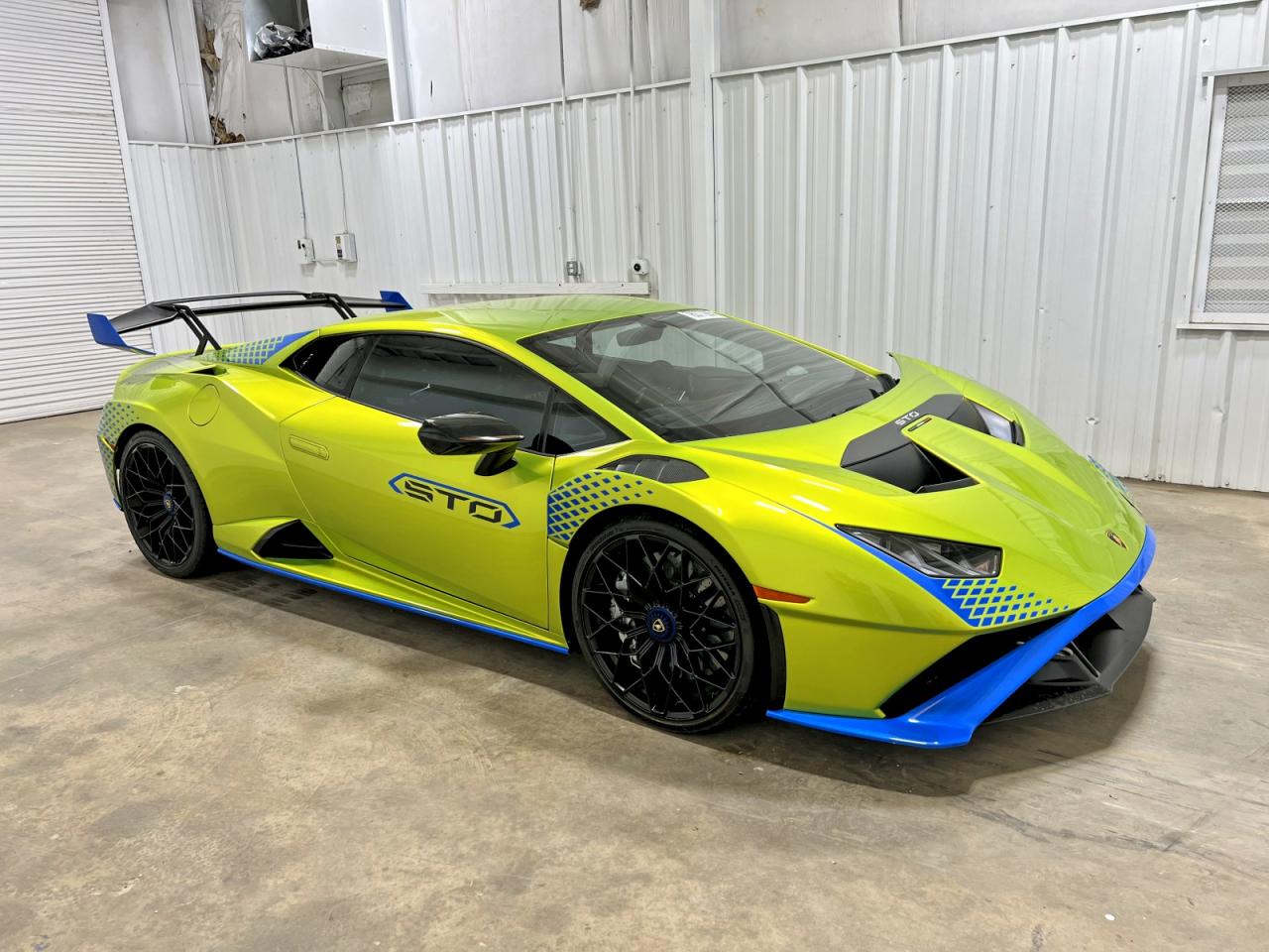 Lamborghini Huracan Sto