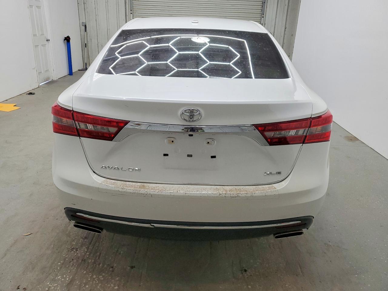 Toyota Avalon Xle Premium