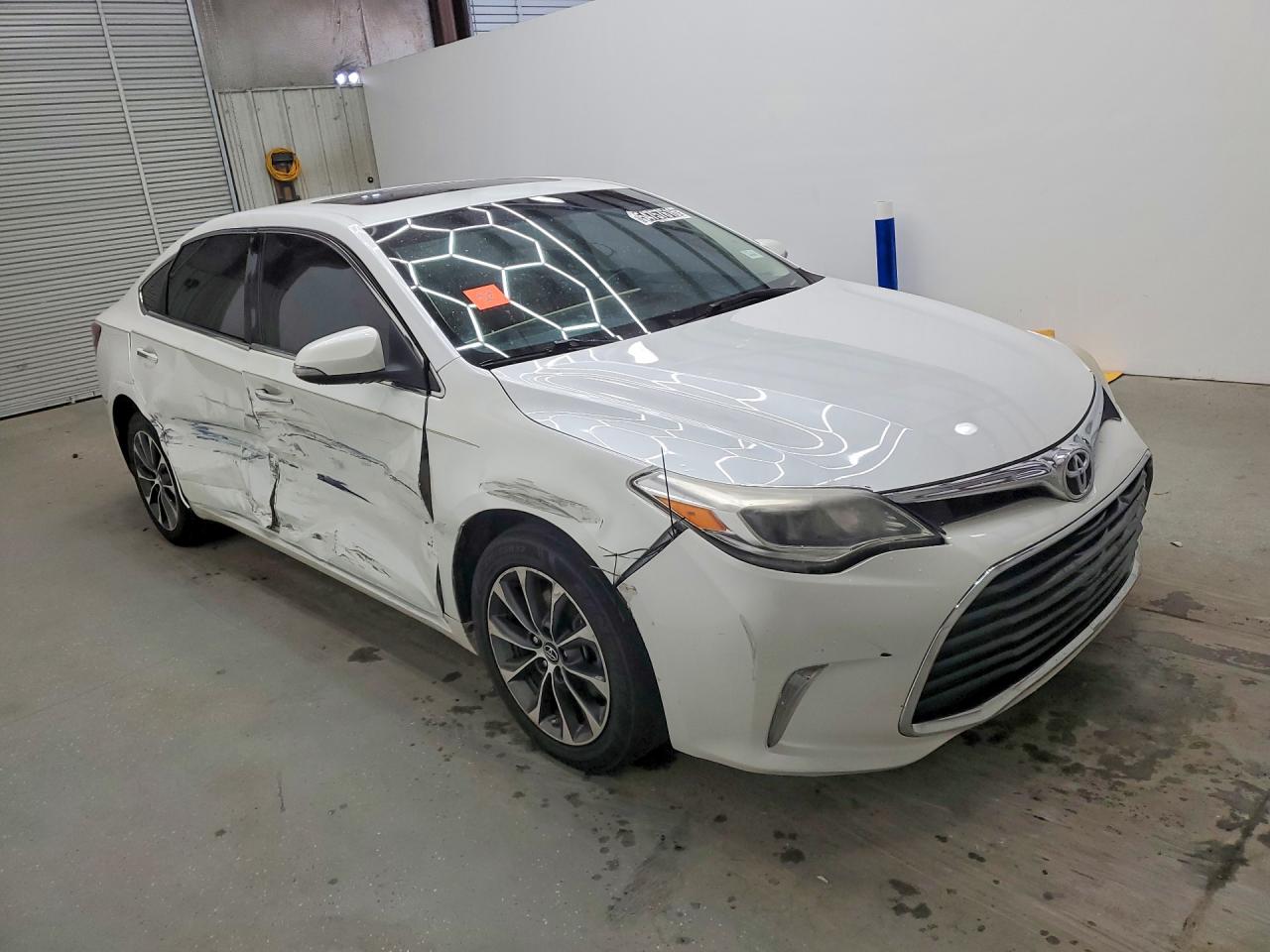 Toyota Avalon Xle Premium