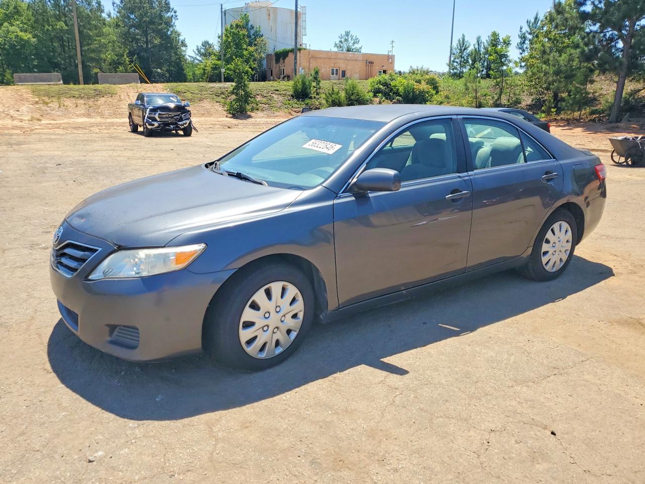Salvage Toyota Camry Image