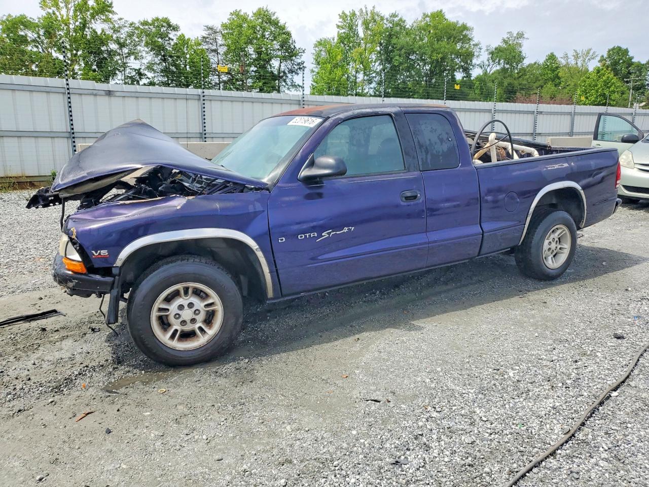 Salvage Dodge Dakota Image