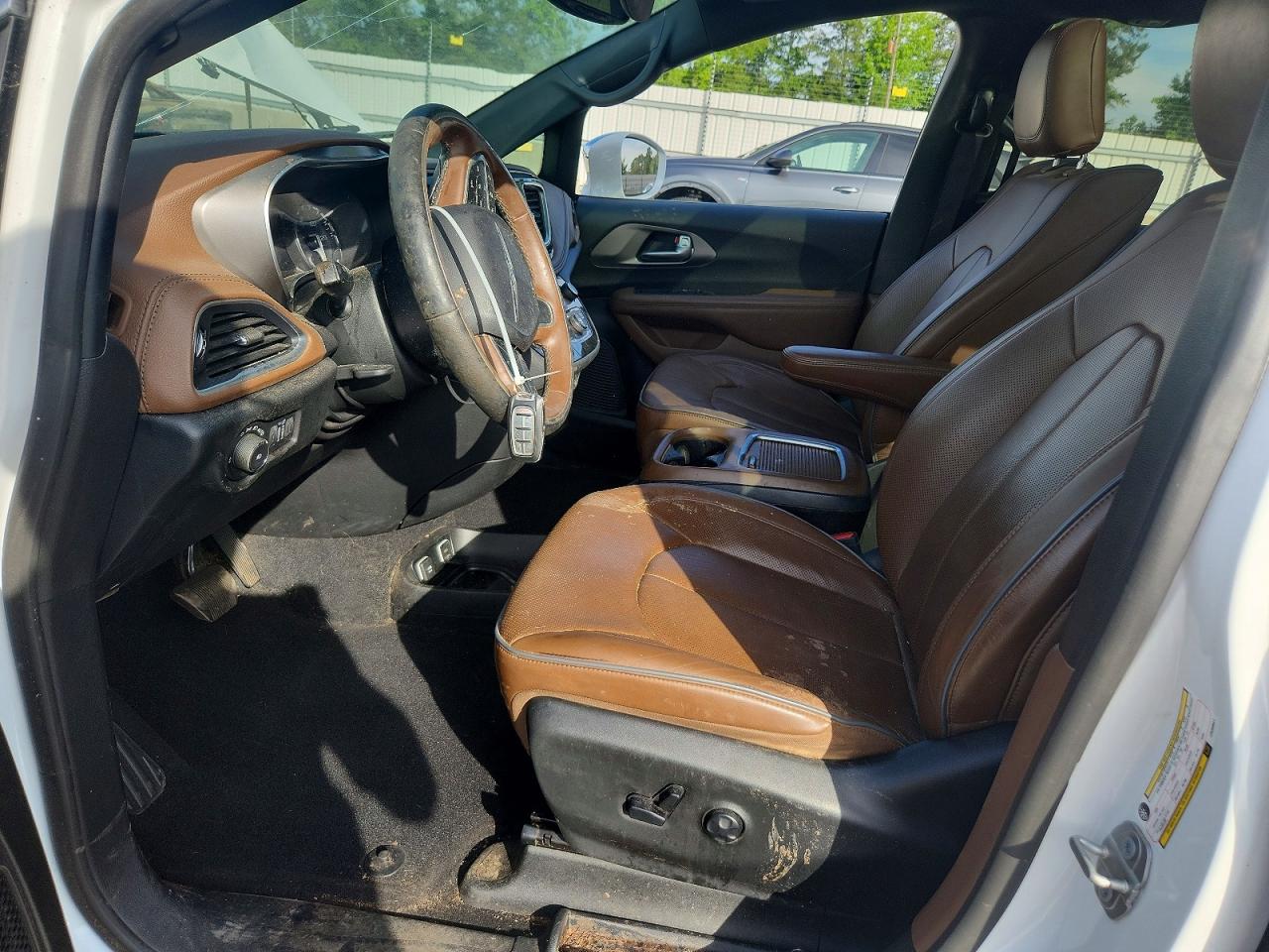 Chrysler Pacifica Limited