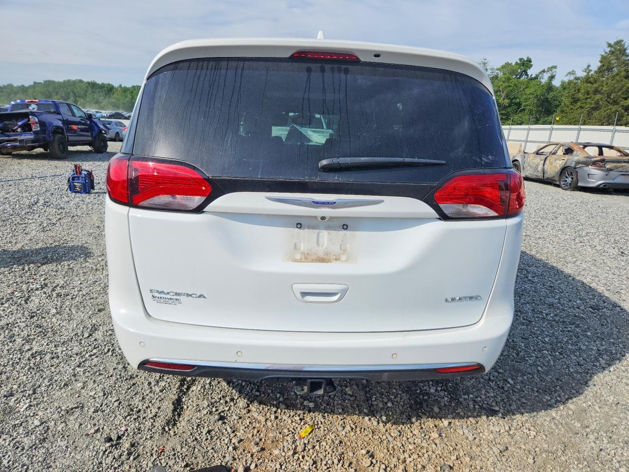 Chrysler Pacifica Limited