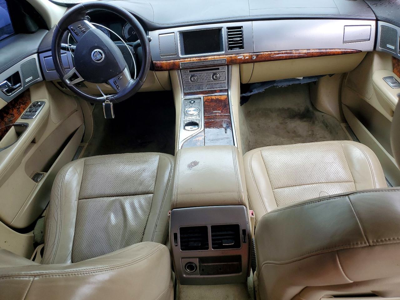 Jaguar XF Premium