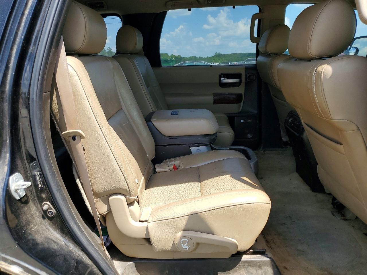Toyota Sequoia Platinum