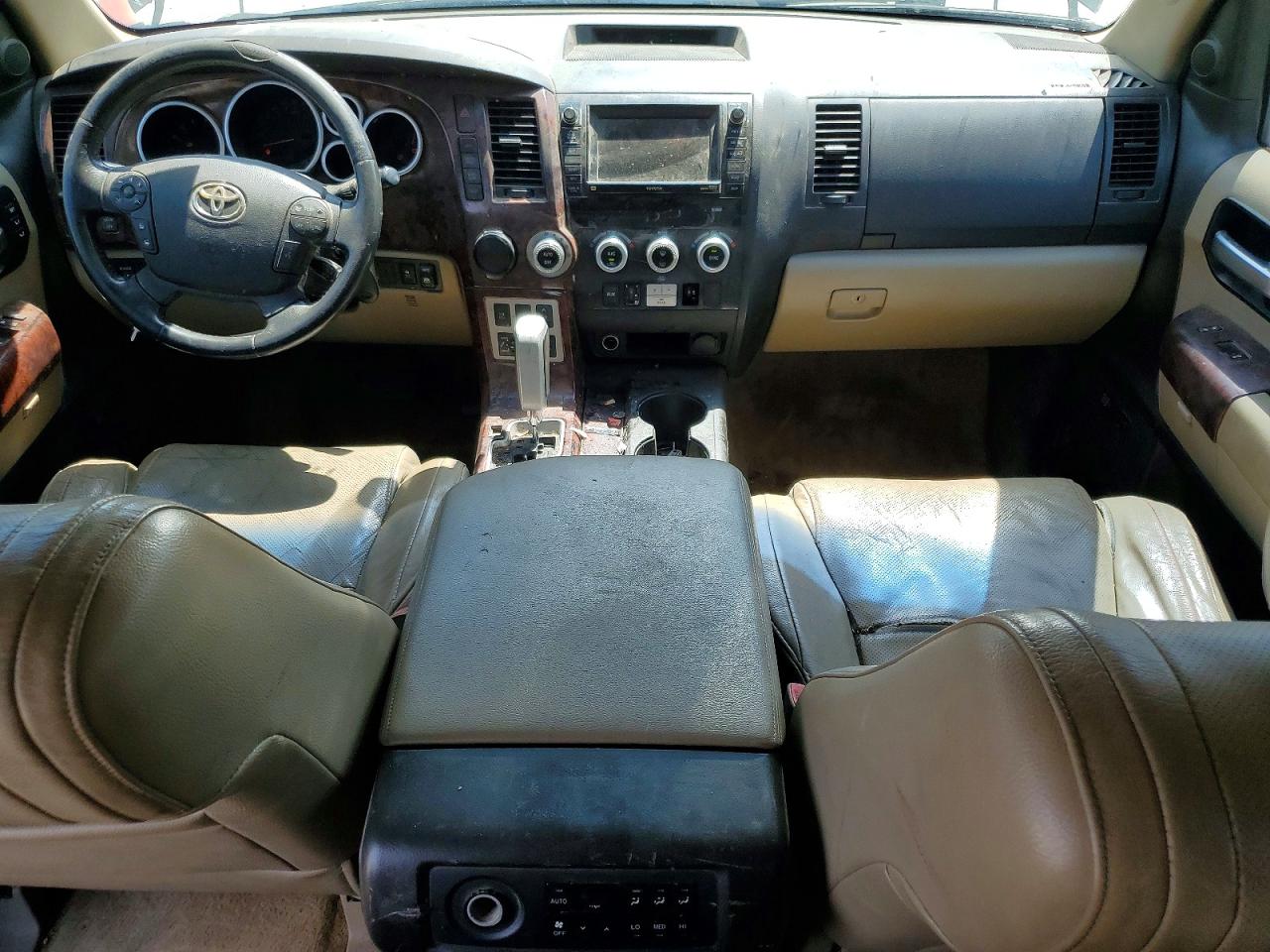 Toyota Sequoia Platinum