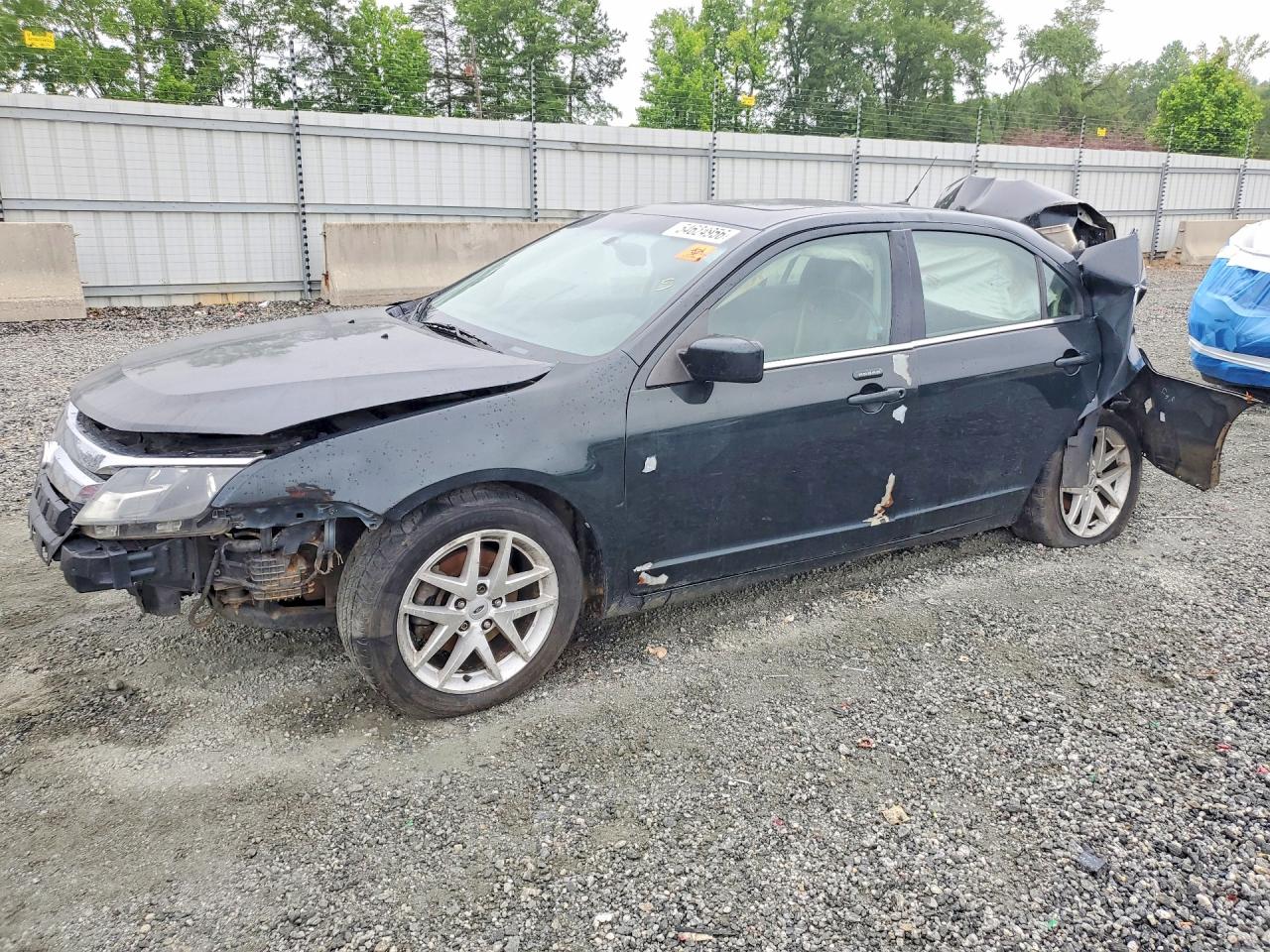 Salvage Ford Fusion Image