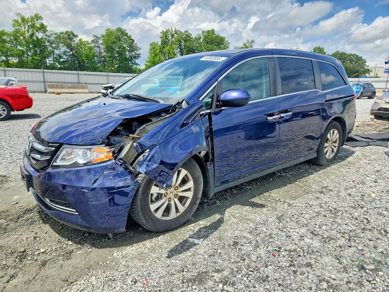 Salvage Honda Odyssey Image