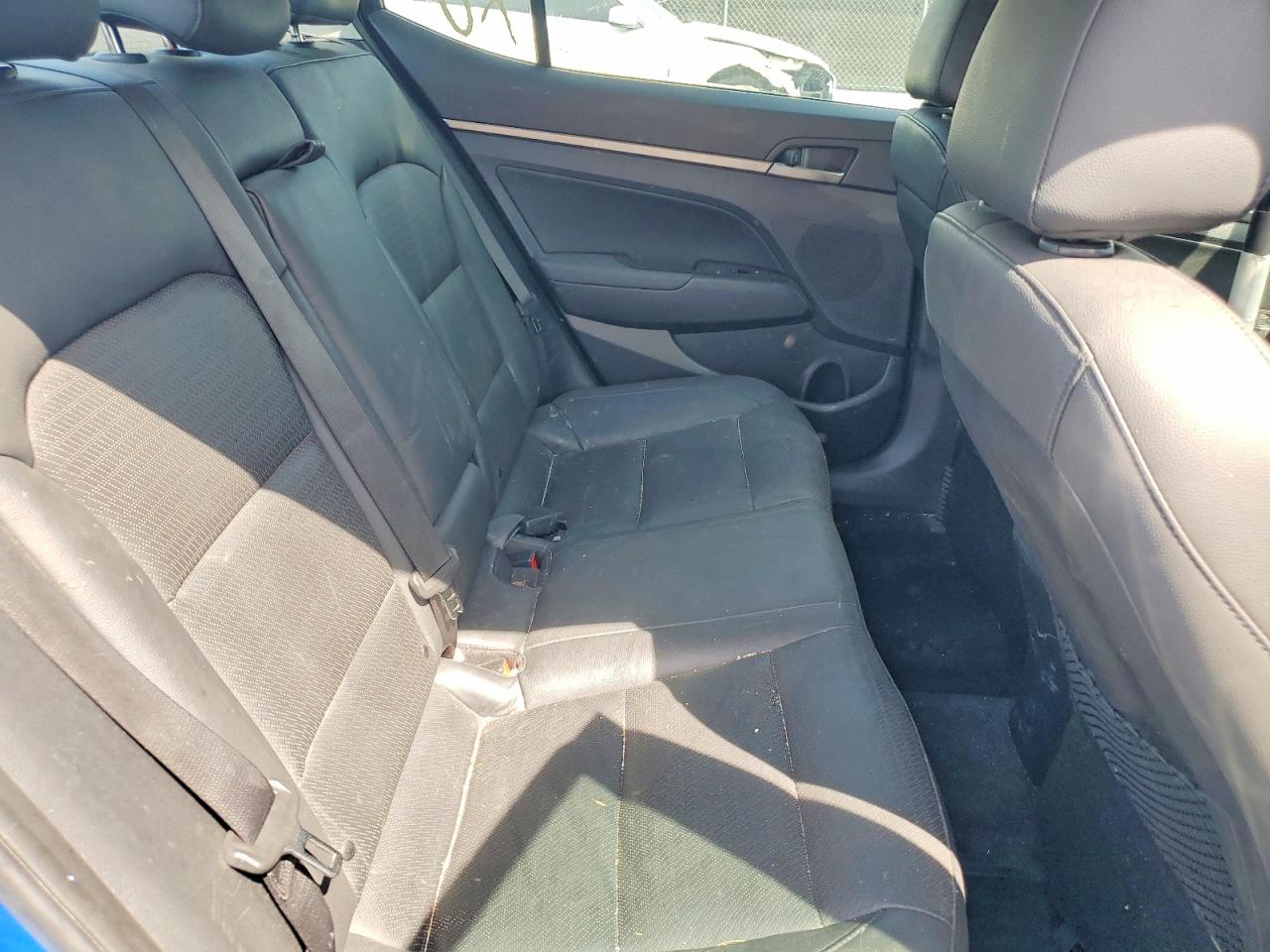 Hyundai ELANTRA Limited