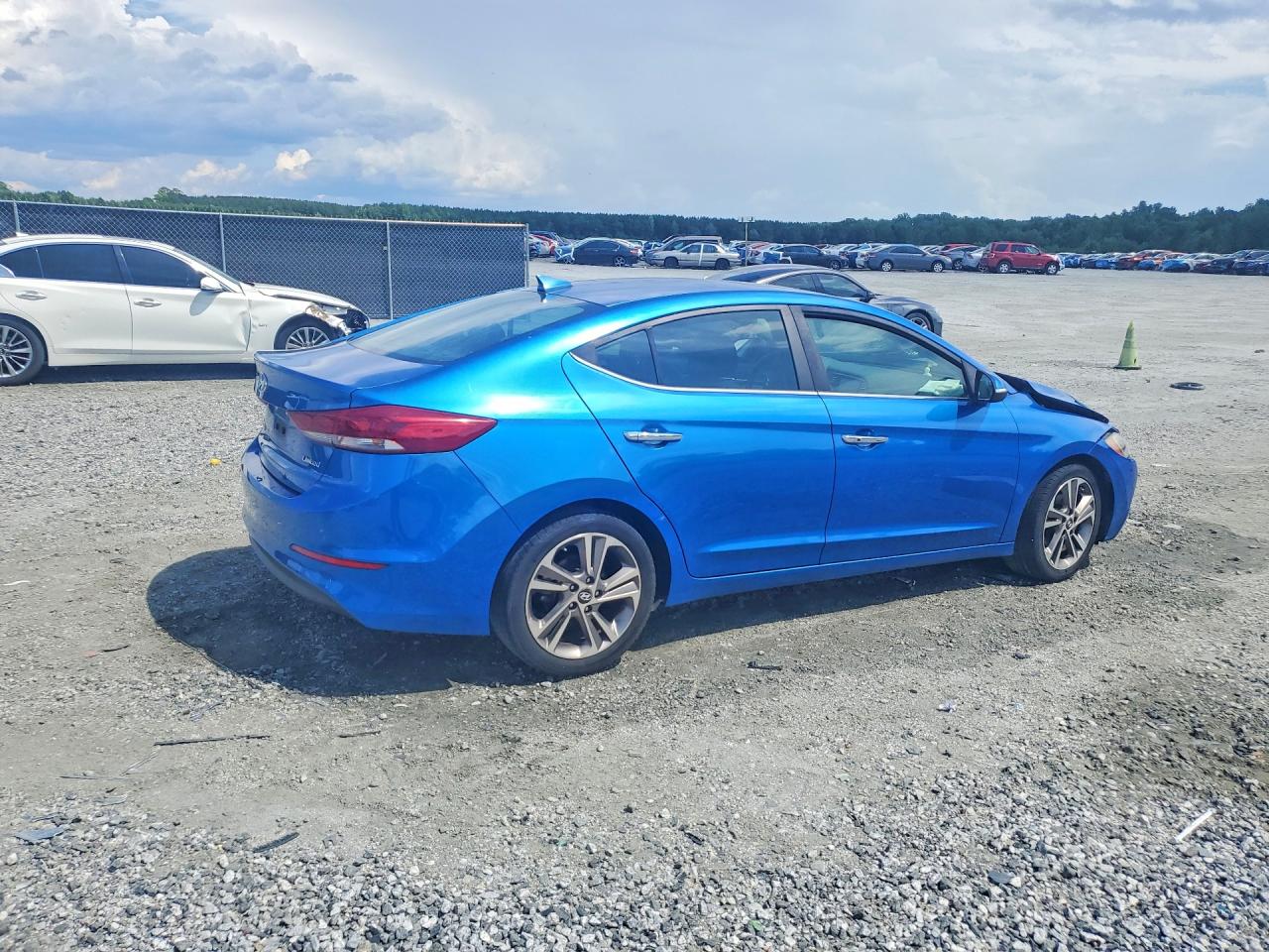 Hyundai ELANTRA Limited