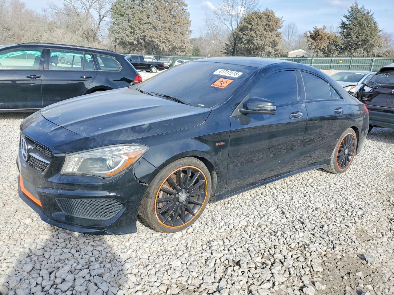 Salvage Mercedes-Benz Cla-class Image