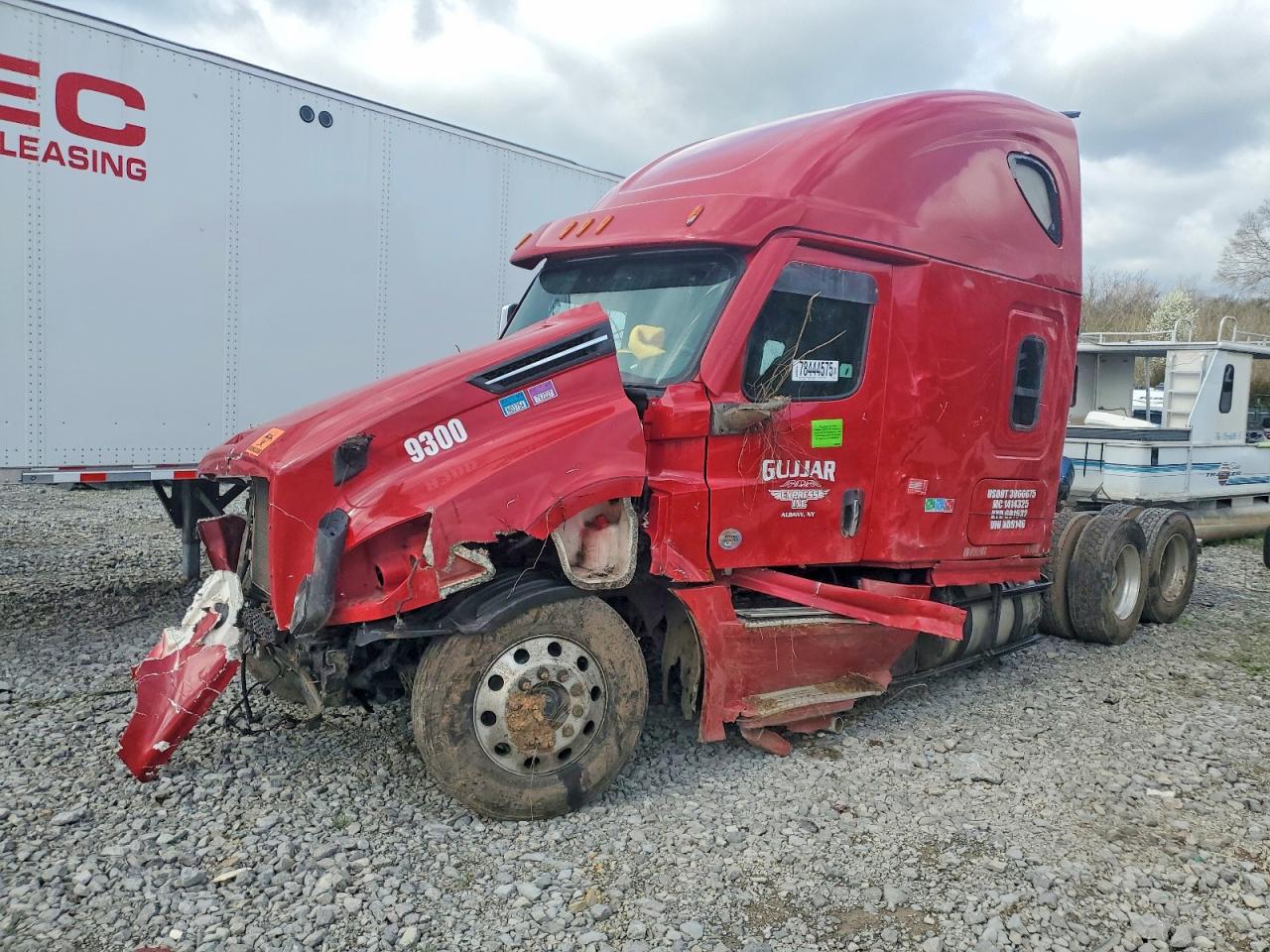 Freightliner Cascadia 126
