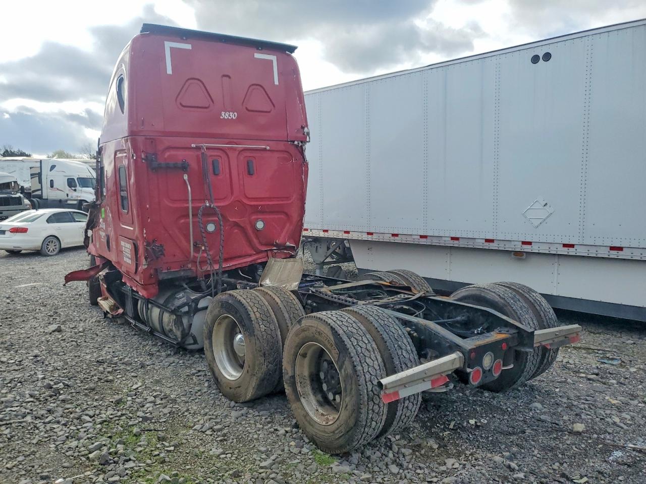 Freightliner Cascadia 126