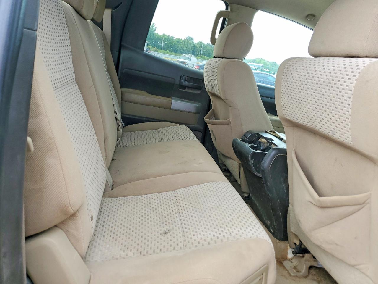 Toyota Tundra Sr5