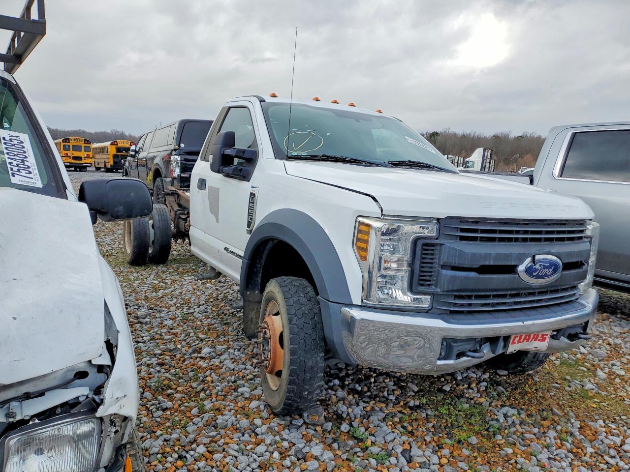 Ford F-550 Super Duty