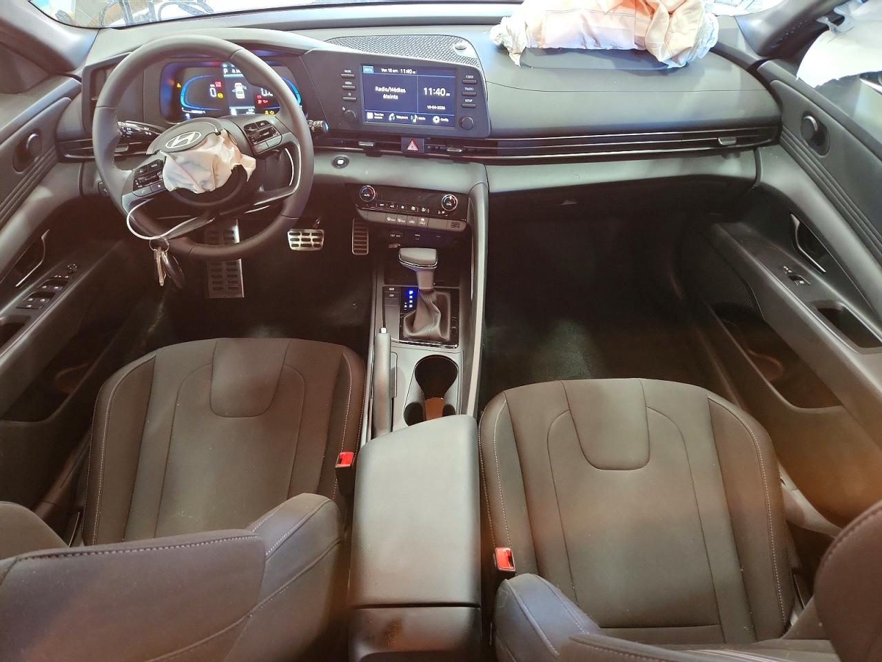 Hyundai ELANTRA Sel Sport