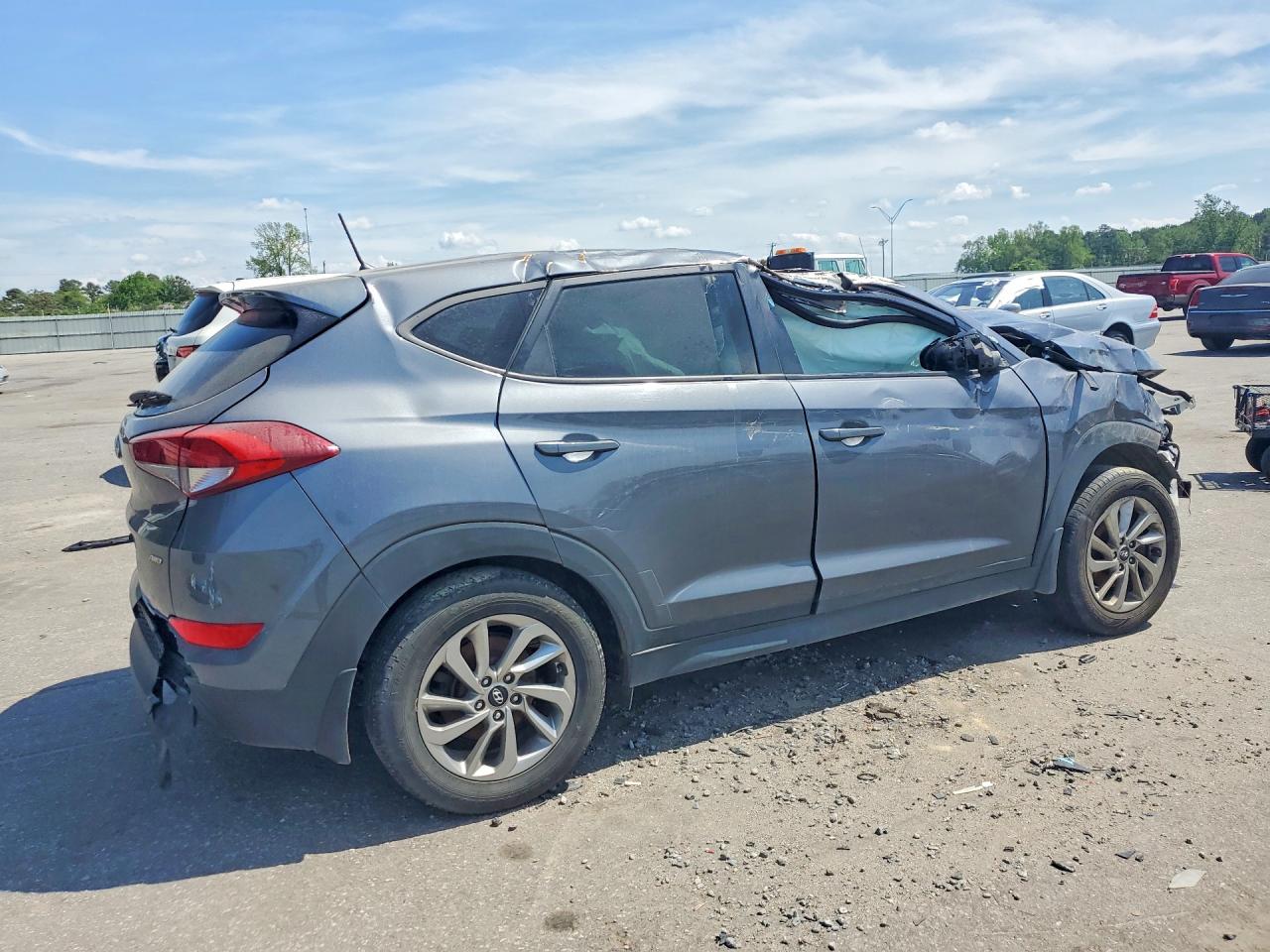 Hyundai TUCSON Se Standard