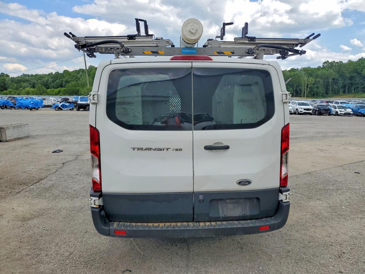 Ford Transit T-250