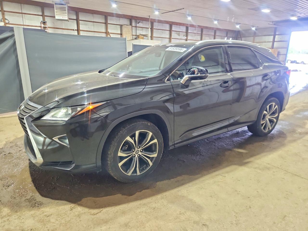 Salvage Lexus RX Image