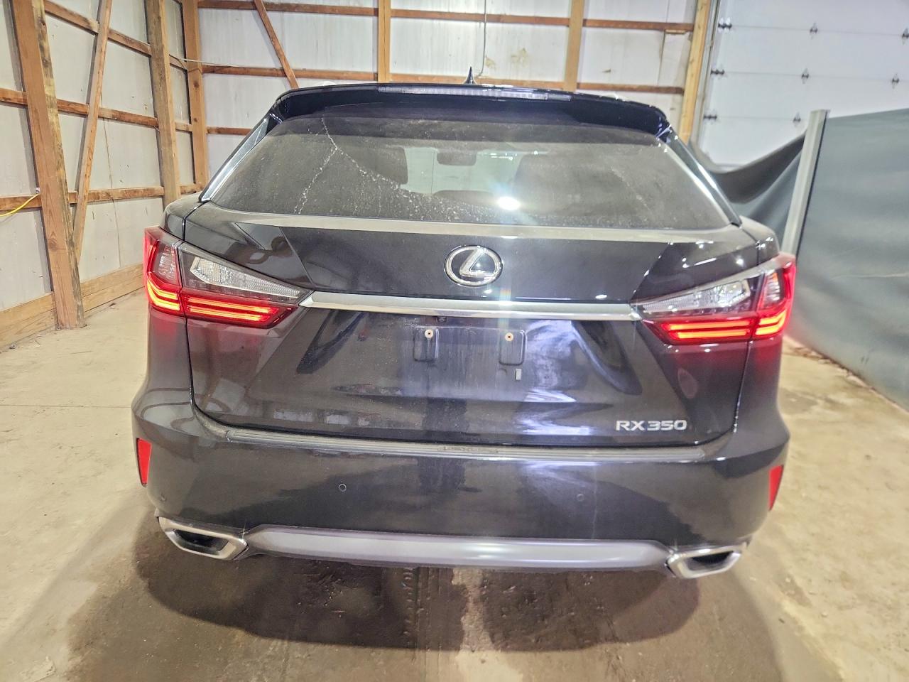Lexus RX Base