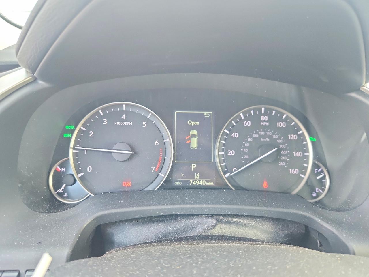 Lexus RX Base