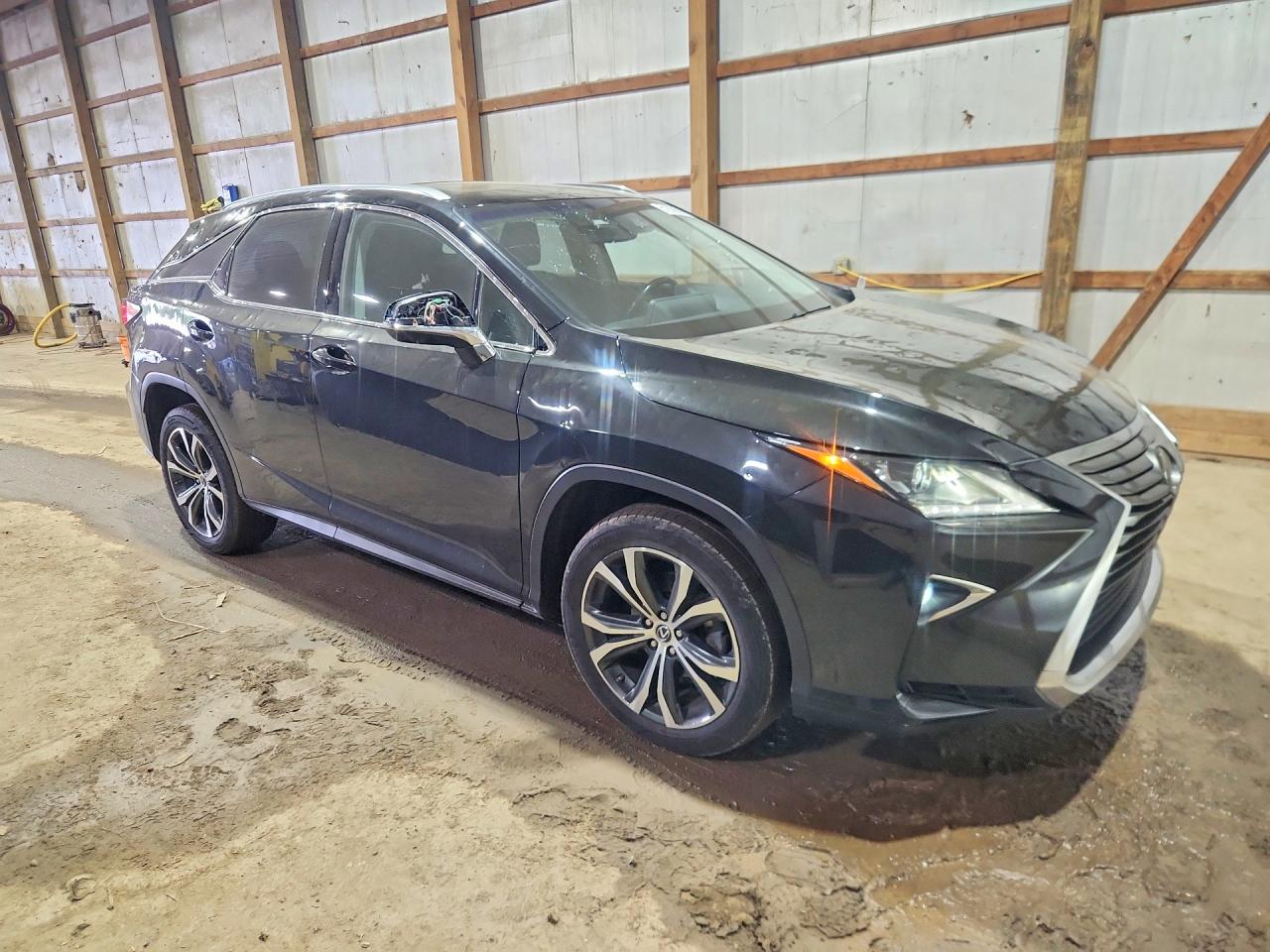 Lexus RX Base