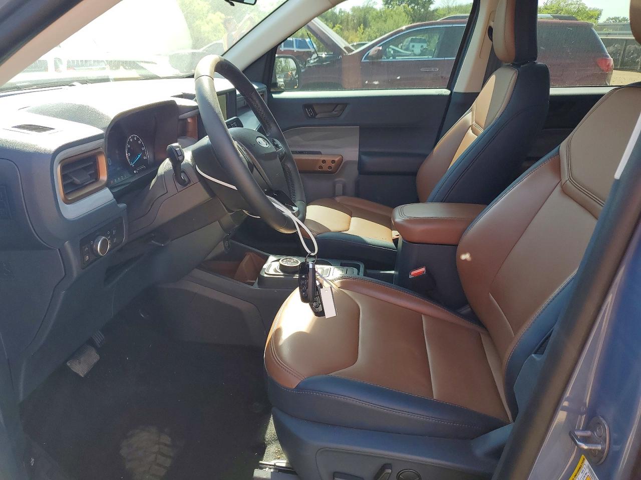 Ford Maverick Lariat