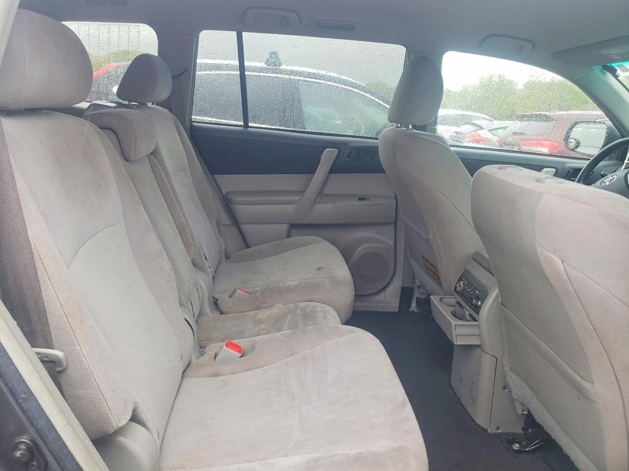 Toyota Highlander Base