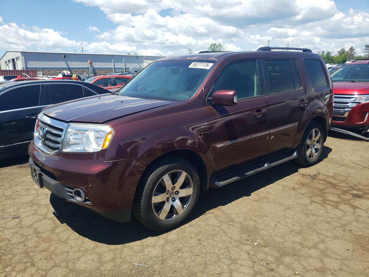 Salvage Honda Pilot Image