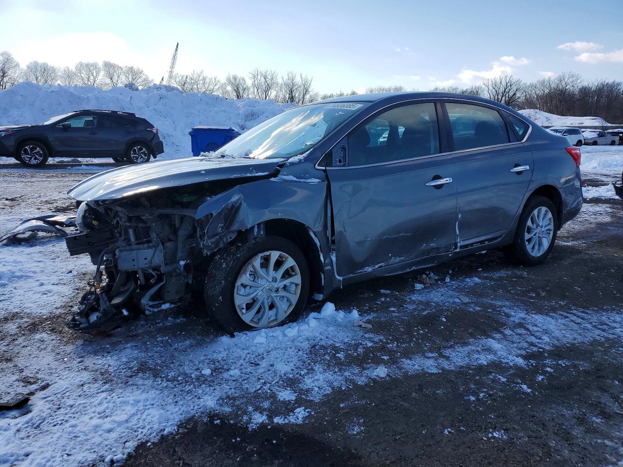 Salvage Nissan Sentra Image