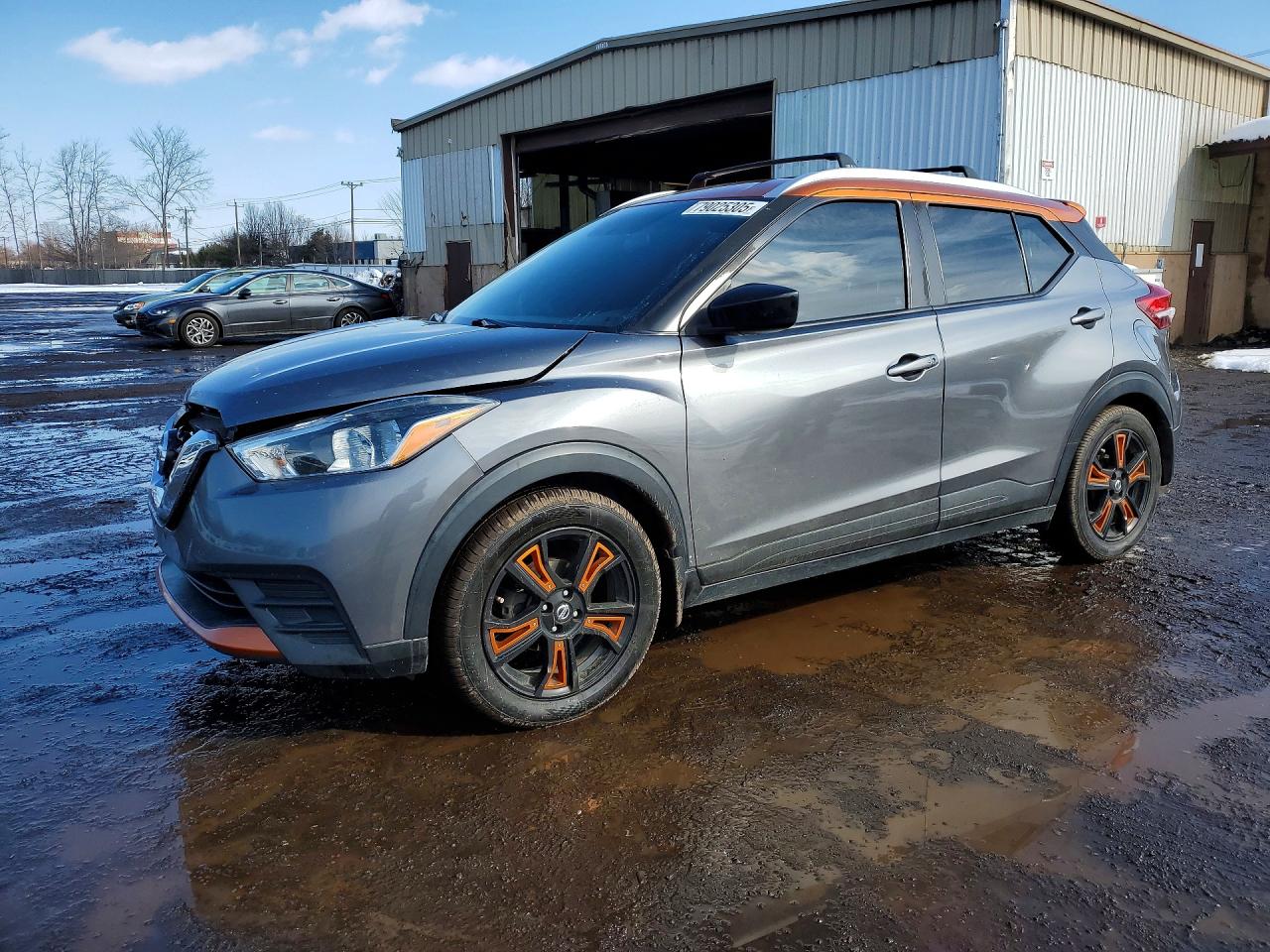 Salvage Nissan Kicks Image