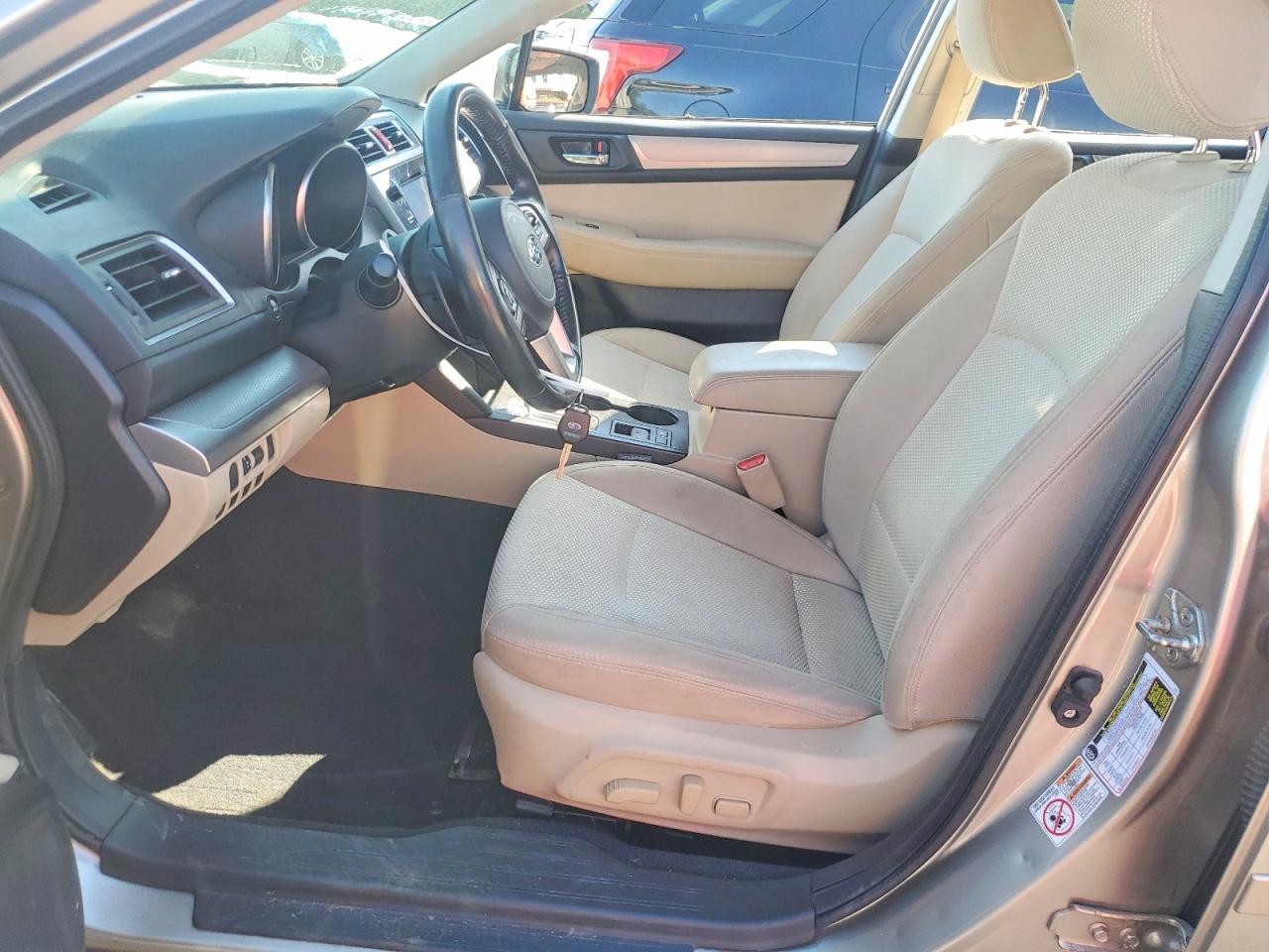 Subaru Outback 2.5i Premium