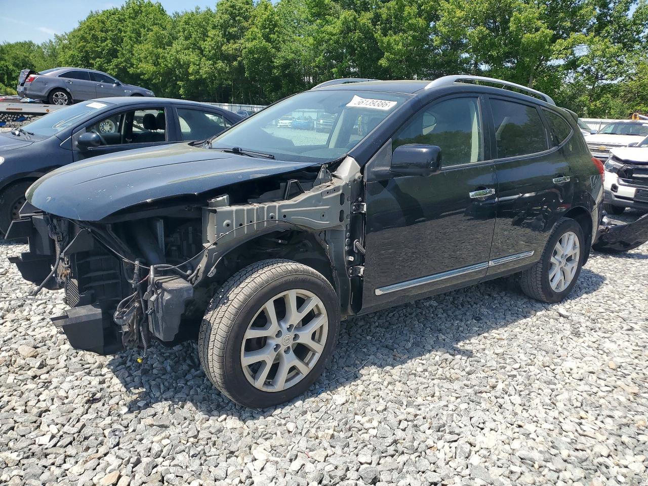 Salvage Nissan Rogue Image