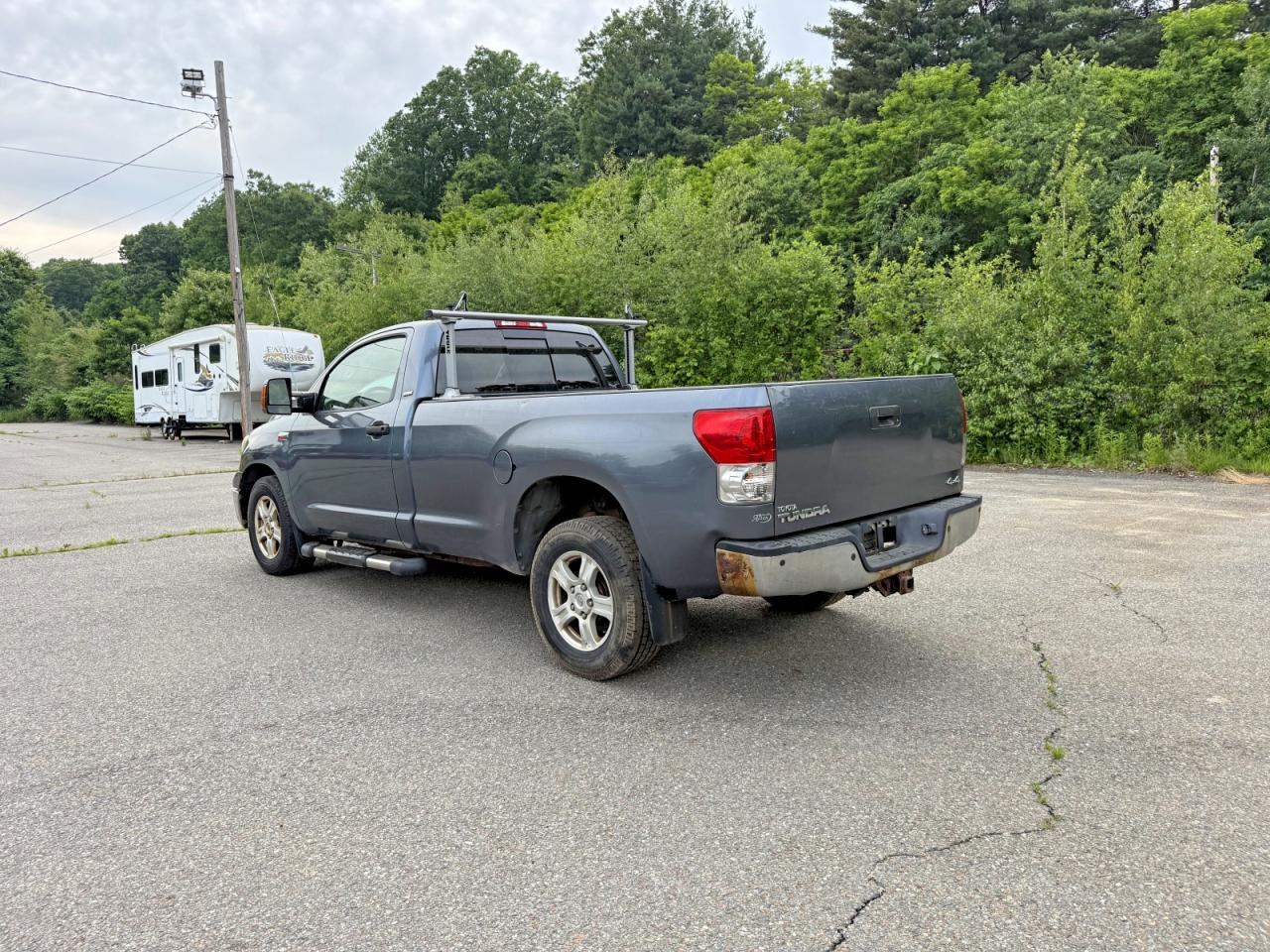 Toyota Tundra Base
