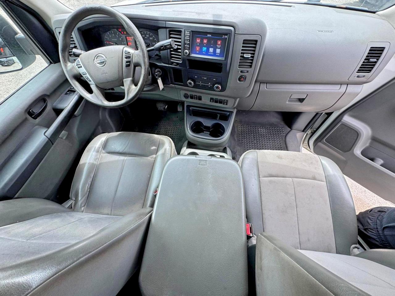 Nissan Nv 2500 Hd Sv