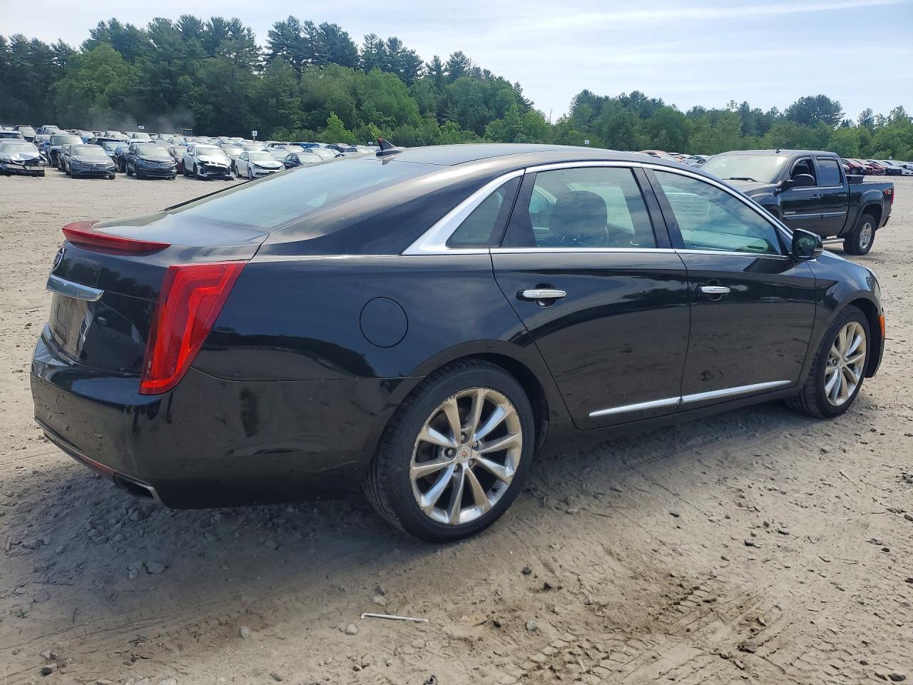 Cadillac XTS Luxury Collection