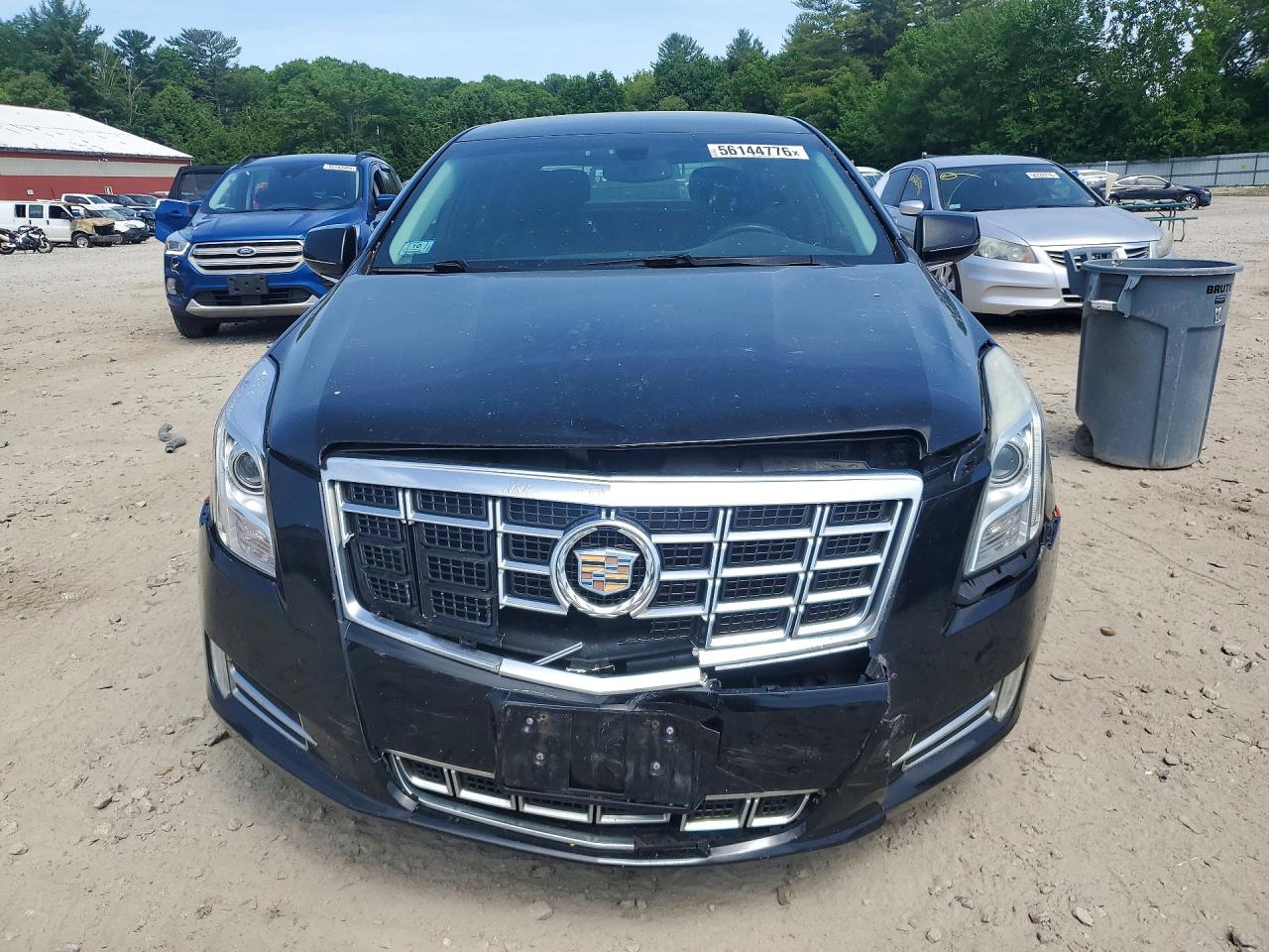 Cadillac XTS Luxury Collection