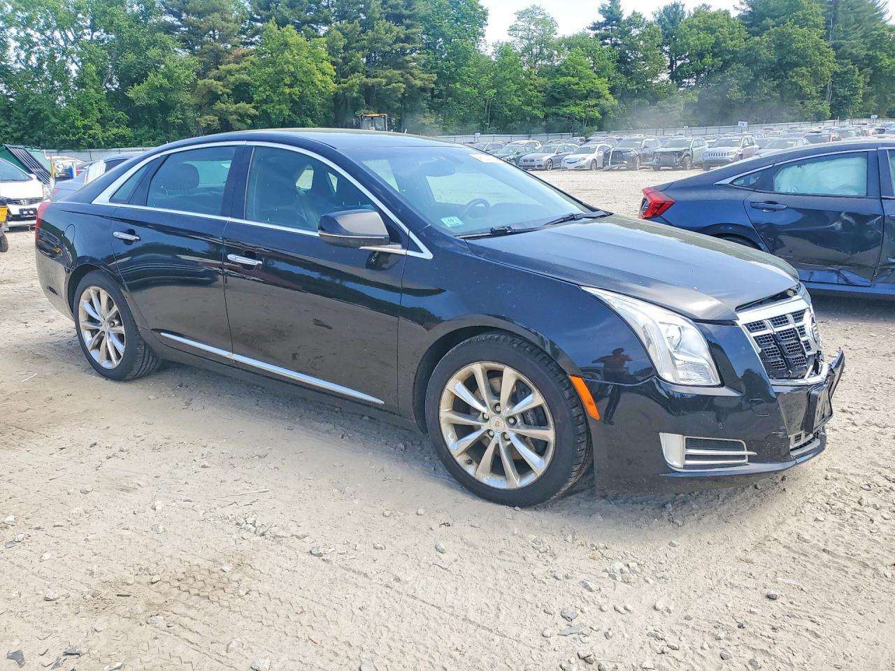 Cadillac XTS Luxury Collection