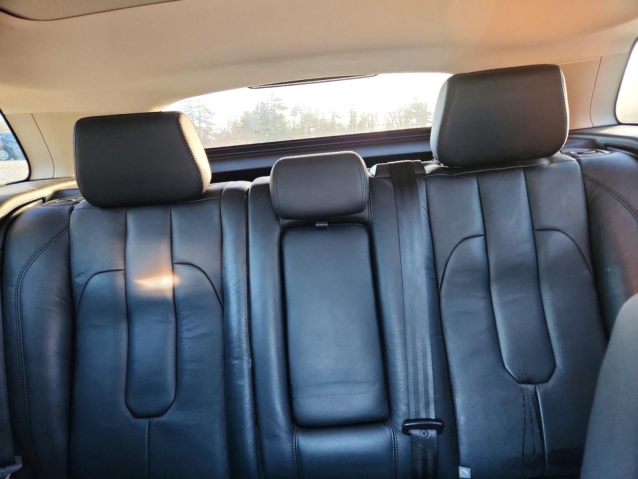 Land Rover Range Rover Pure Plus