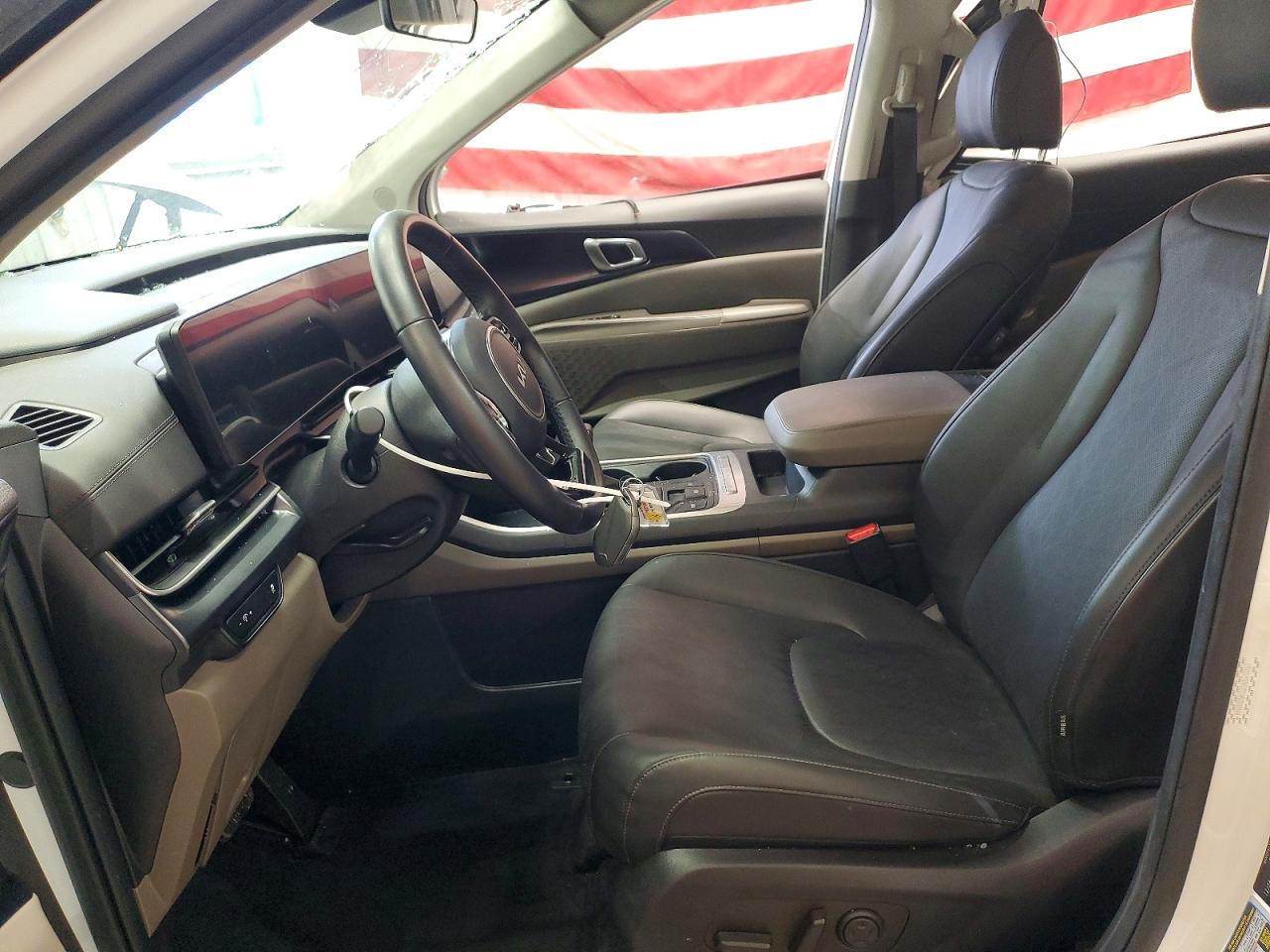 Kia Carnival Lxs